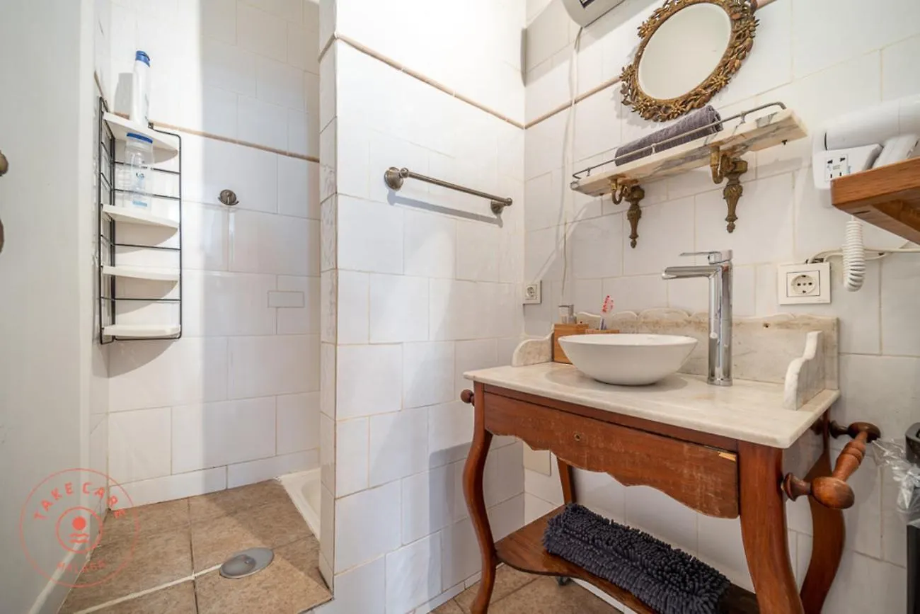 Beautiful Flat Near Plaza Merced Malaga